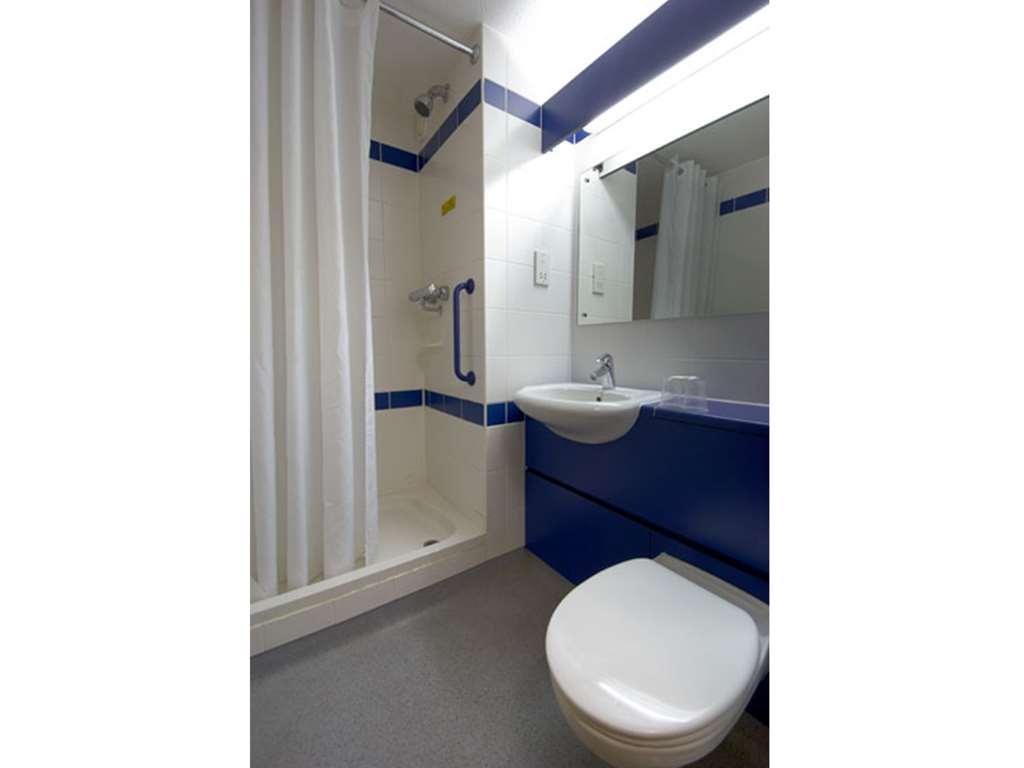 Travelodge Halifax Zimmer foto